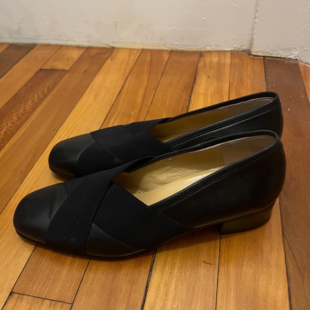 Italian leather black heels